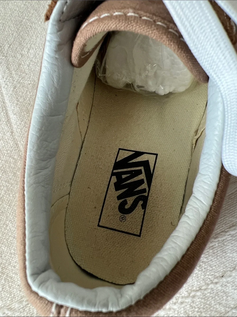 Vans Unisex Old Skool Brown Suede Low-Top Sneakers with White Side Stripe